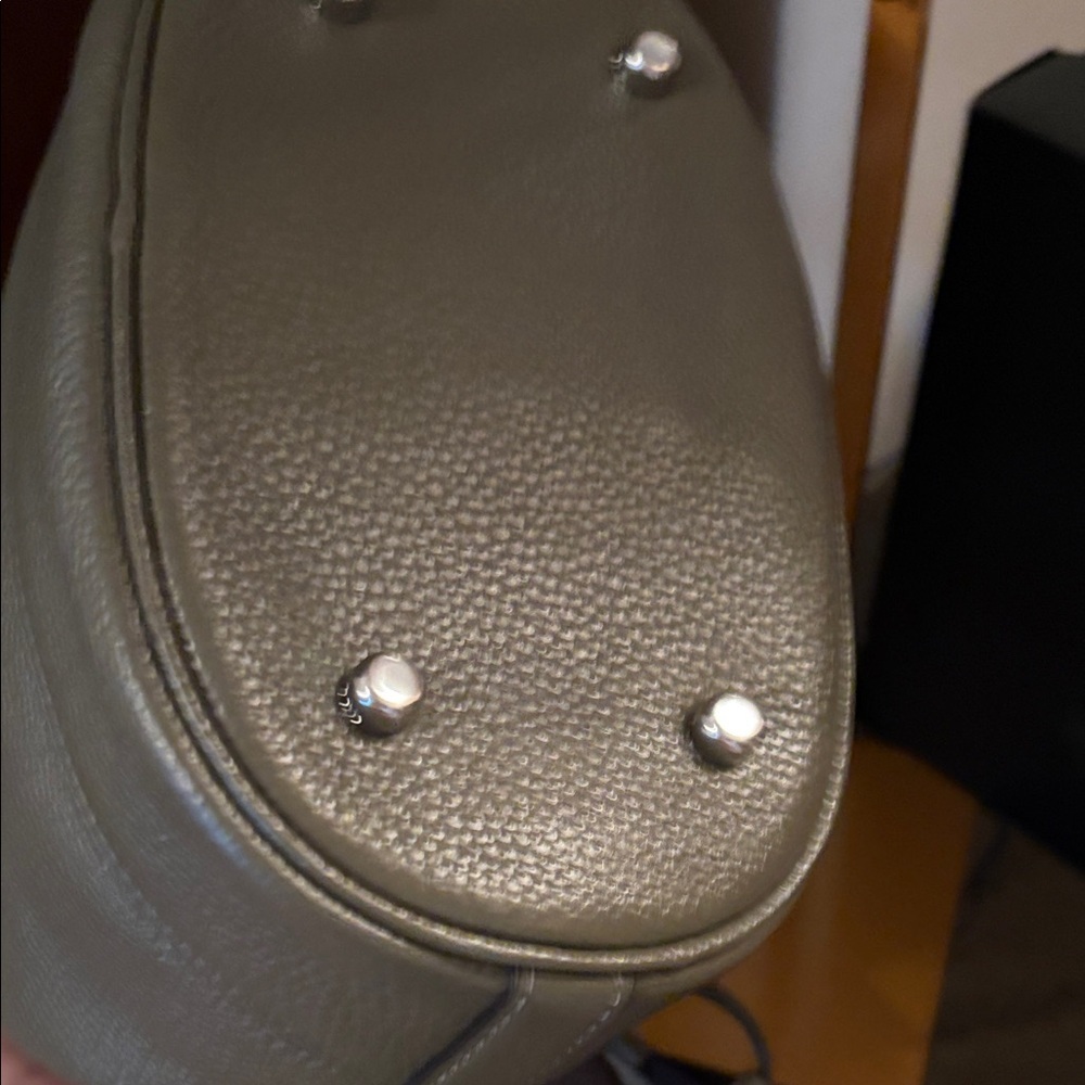 Coach Dempsey Olive Pebbled Leather Drawstring Bucket BagF2132-C4100 - Picture 9 of 14